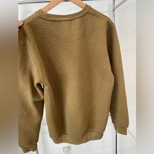 Men’s Zara crewneck sweater